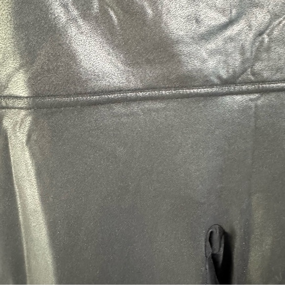 SPANX Black Faux Leather Leggings 1x - Picture 2 of 4